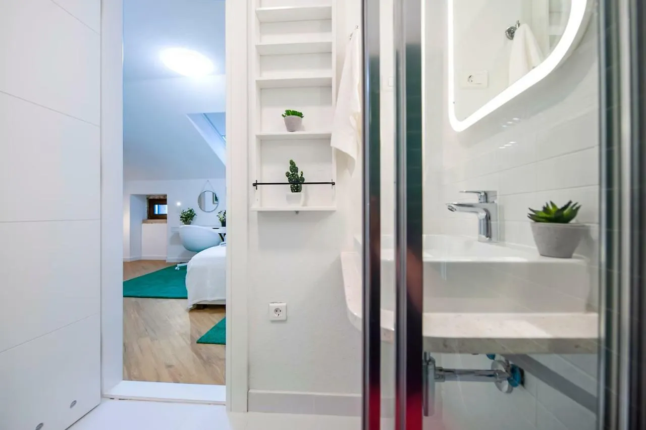 Riva Residence Rovinj 0*,  Kroatien