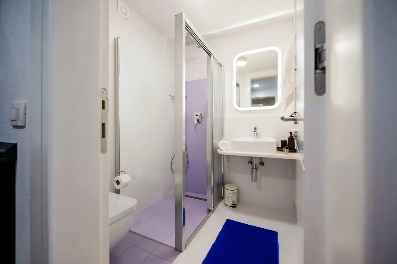 Riva Residence Rovinj 0*,  Kroatien